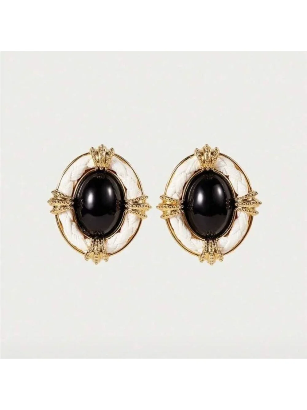 Retro Oval Earrings Q931
